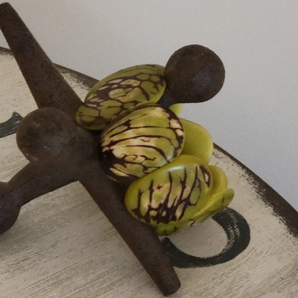 Tagua Nut Bracelet - Picture 1 of 4